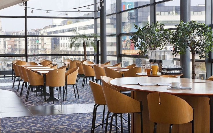 Imagen del bar/restaurante del Hotel Lille Europe. Foto 5