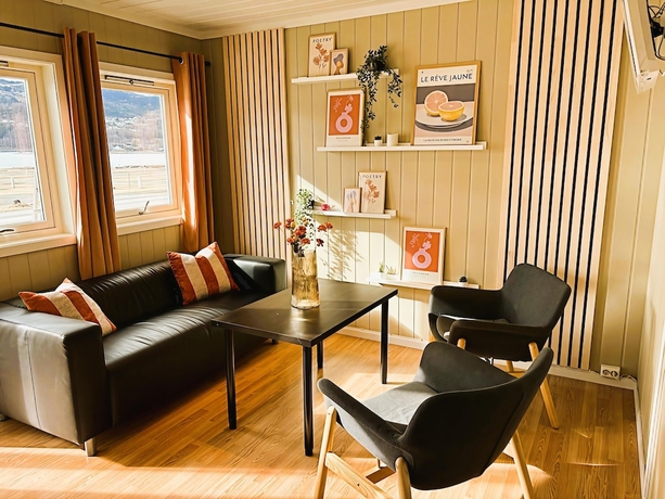 Imagen de los interiores del Hotel Lillehammer Camping. Foto 16