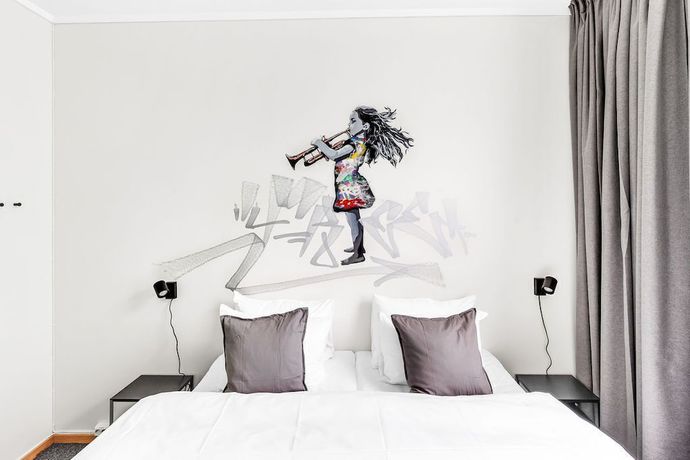 Imagen de la habitación del Hotel Lillel. Foto 16