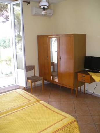 Imagen de la habitación del Hotel L'ilot Fleuri. Foto 6