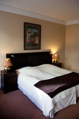 Imagen de la habitación del Hotel Lilton. Foto 5