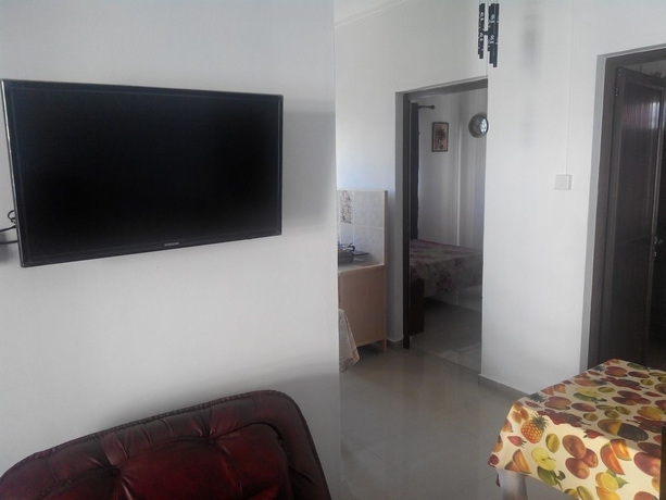 Imagen de los interiores del Hotel Lilvilla. Foto 12