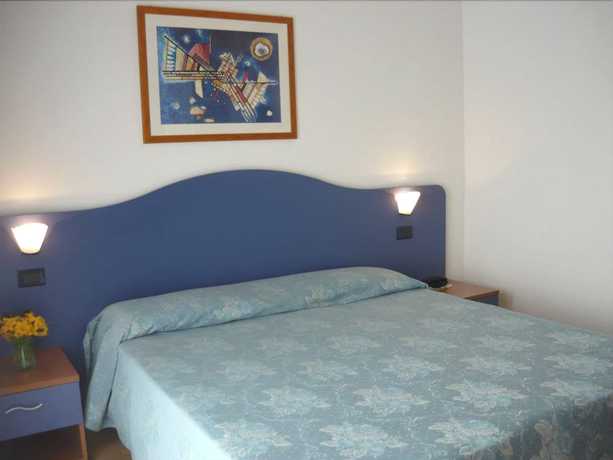Imagen de la habitación del Hotel Lily, Bibione. Foto 14