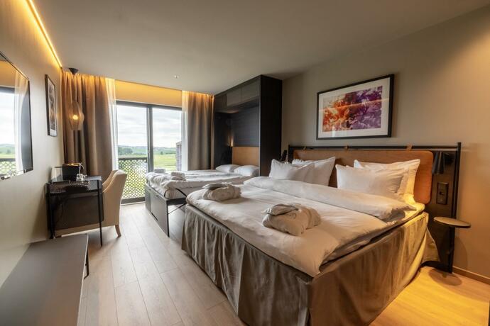 Imagen general del Hotel Lily Country Club. Foto 30