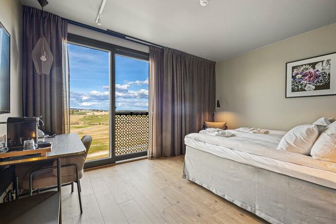 Imagen general del Hotel Lily Country Club. Foto 34