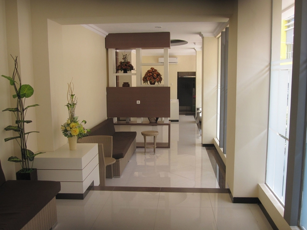 Imagen de los interiores del Hotel Lily Guest House. Foto 4