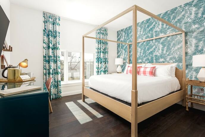 Imagen de la habitación del Hotel Lily Hall. Foto 17