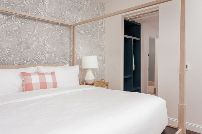 Imagen general del Hotel Lily Hall. Foto 11