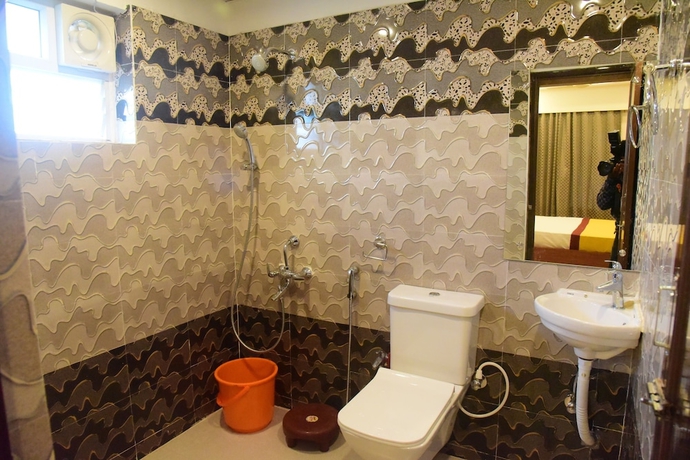 Imagen de la habitación del Hotel Lily Inn, Bhubaneshwar. Foto 13