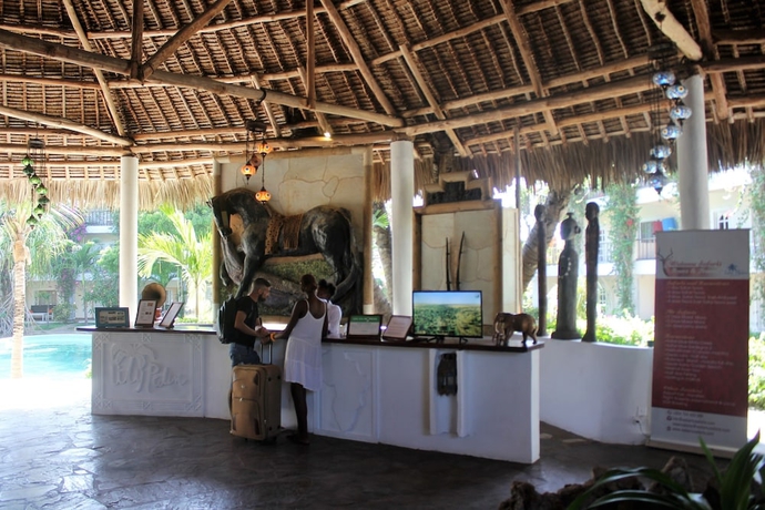 Imagen de los interiores del Hotel Lily Palm Resort. Foto 14