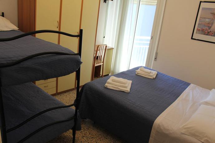 Imagen general del Hotel Lily, Rimini. Foto 3