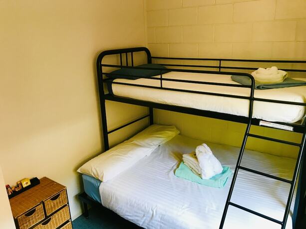 Imagen de la habitación del Hotel Lilyponds Holiday Park. Foto 20