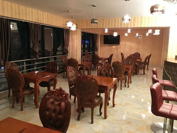 Imagen del bar/restaurante del Hotel Lima Central Design Spa And Club. Foto 11