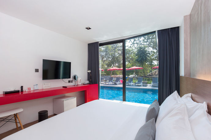 Imagen de la piscina del Hotel Lima Duva Resort. Foto 13