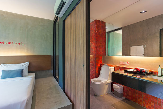 Imagen de la piscina del Hotel Lima Duva Resort. Foto 15