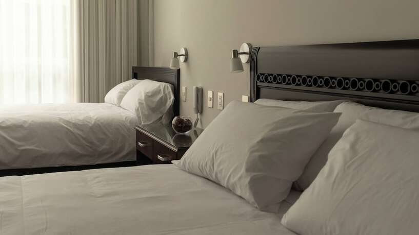 Imagen de la habitación del Hotel Lima Host. Foto 13