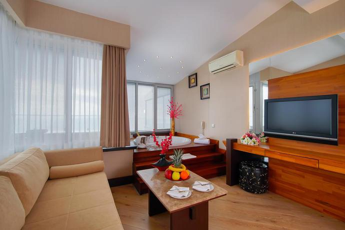 Imagen general del Hotel Limak Lara De Luxe - All Inclusive. Foto 17