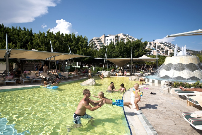 Imagen de la piscina del Hotel Limak Limra and Resort - All Inclusive. Foto 15