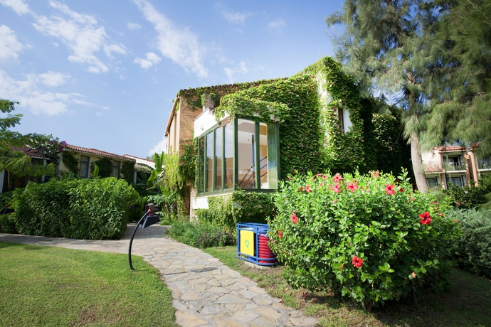 Imagen de los exteriores del Hotel Limak Limra and Resort - All Inclusive. Foto 11