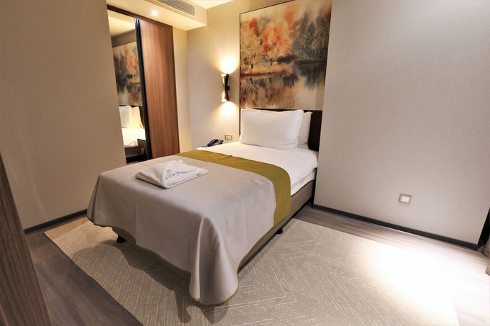 Imagen de la habitación del Hotel Limak Skopje Luxury. Foto 4