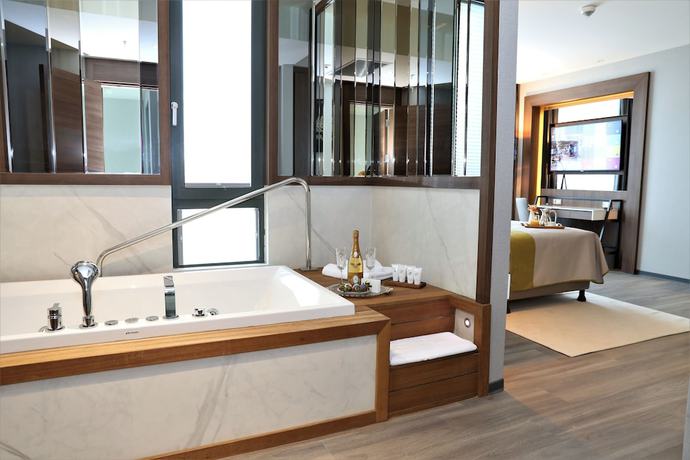 Imagen de la habitación del Hotel Limak Skopje Luxury. Foto 8