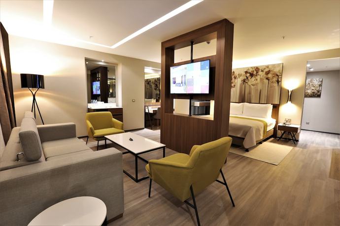 Imagen de la habitación del Hotel Limak Skopje Luxury. Foto 10