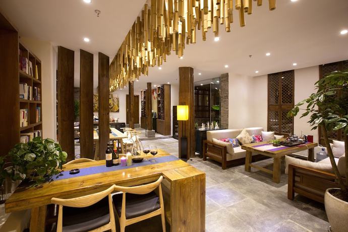 Imagen de los interiores del Hotel Liman Wenzhi No.1 Lijiang Ancient Town. Foto 8