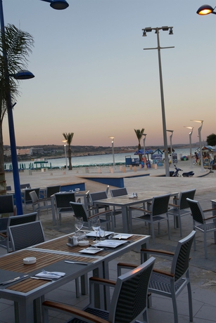 Imagen del bar/restaurante del Hotel Limanaki Beach. Foto 4