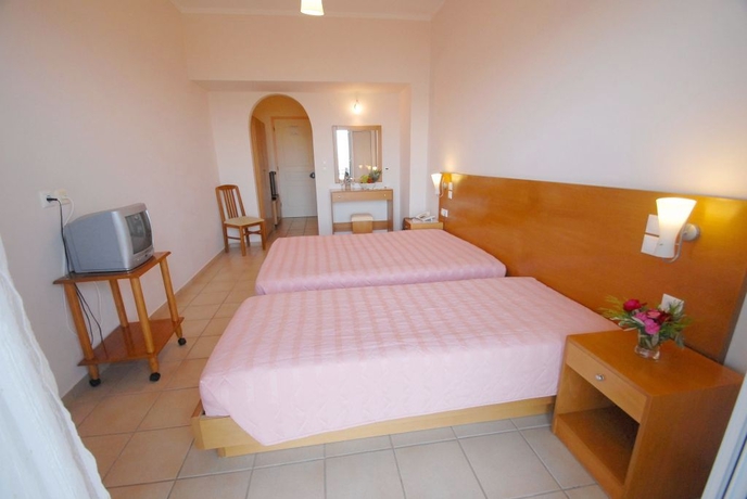 Imagen general del Hotel Limanaki Hotel. Foto 5