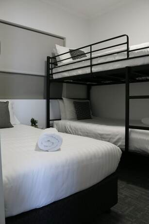 Imagen de la habitación del Hotel Limani Motel. Foto 21