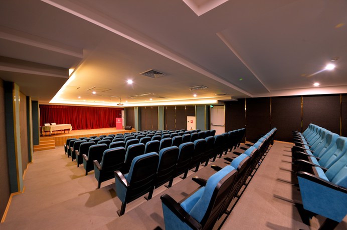 Imagen de los interiores del Hotel Limapark. Foto 16