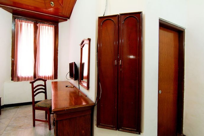 Imagen de la habitación del Hotel Limaran. Foto 7