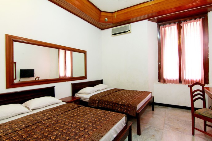 Imagen de la habitación del Hotel Limaran. Foto 13
