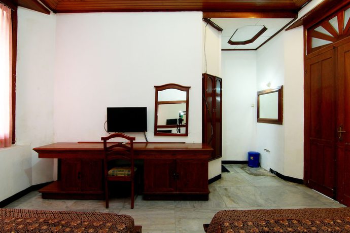 Imagen de la habitación del Hotel Limaran. Foto 16