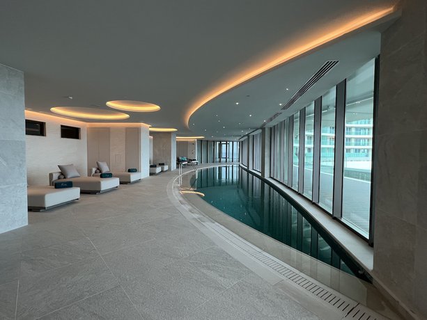 Imagen de la piscina del Hotel Limassol Del Mar. Foto 14