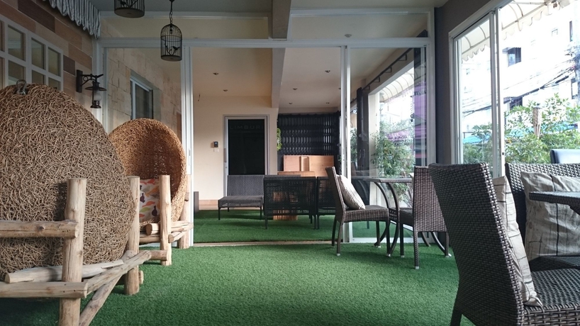 Imagen de los interiores del Hotel Limburi Hometel. Foto 14