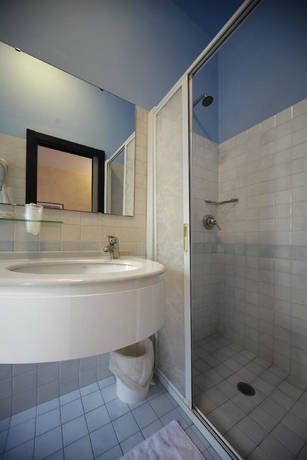 Imagen de la habitación del Hotel Lime. Foto 8