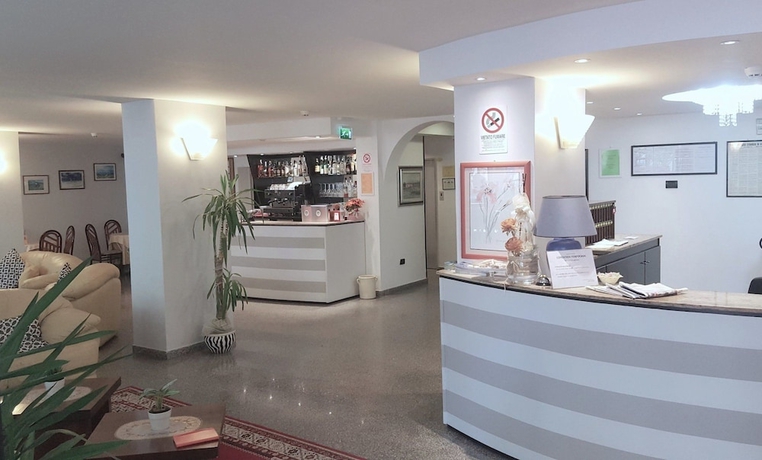 Imagen de los interiores del Hotel Lime. Foto 14