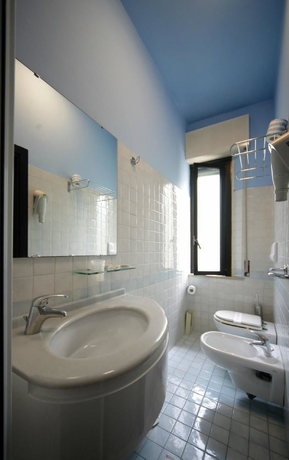 Imagen de la habitación del Hotel Lime. Foto 12