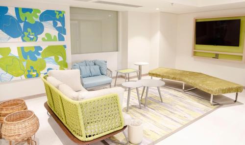 Imagen de los interiores del Hotel Lime Resort Manila. Foto 20