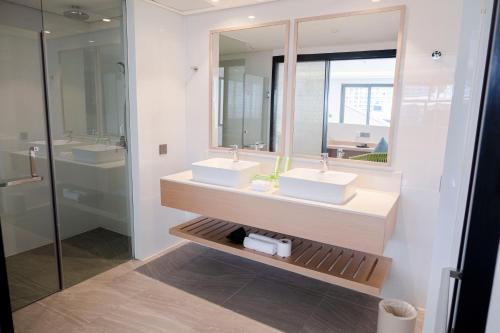 Imagen de la habitación del Hotel Lime Resort Manila. Foto 11