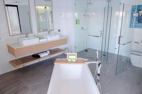 Imagen de la habitación del Hotel Lime Resort Manila. Foto 12