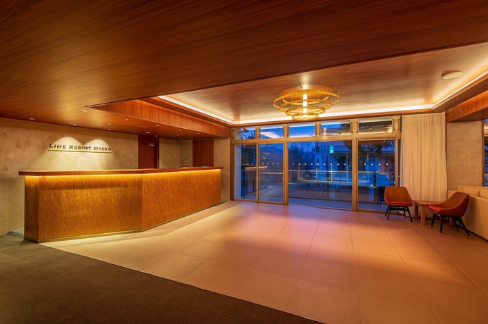 Imagen de los interiores del Hotel Lime Resort Myoko. Foto 15