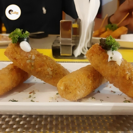 Imagen del bar/restaurante del Hotel Lime Tree Golf Course Extension Rd. Foto 2
