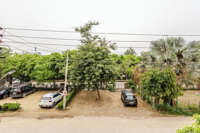 Imagen de los exteriores del Hotel Lime Tree Premier Near Medanta Medicity. Foto 12