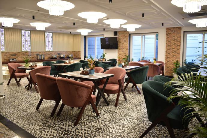 Imagen del bar/restaurante del Hotel Lime Trees And Banquet Greater Noida. Foto 3