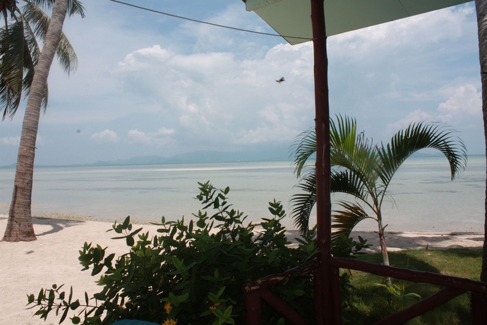 Imagen de los exteriores del Hotel Lime and Soda Beachfront Resort. Foto 4