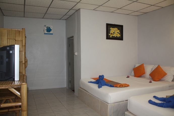 Imagen de la habitación del Hotel Lime and Soda Beachfront Resort. Foto 2