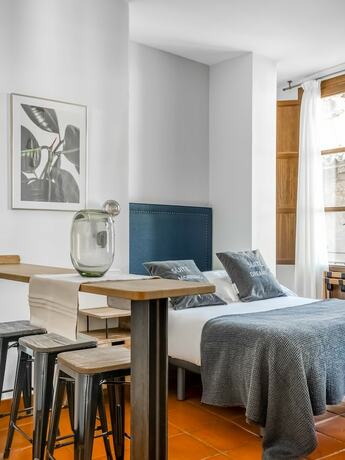 Imagen general del Hotel Limehome Granada Calle Sta. Ana. Foto 4