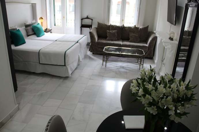 Imagen de la habitación del Hotel Limehome Madrid Sol. Foto 2